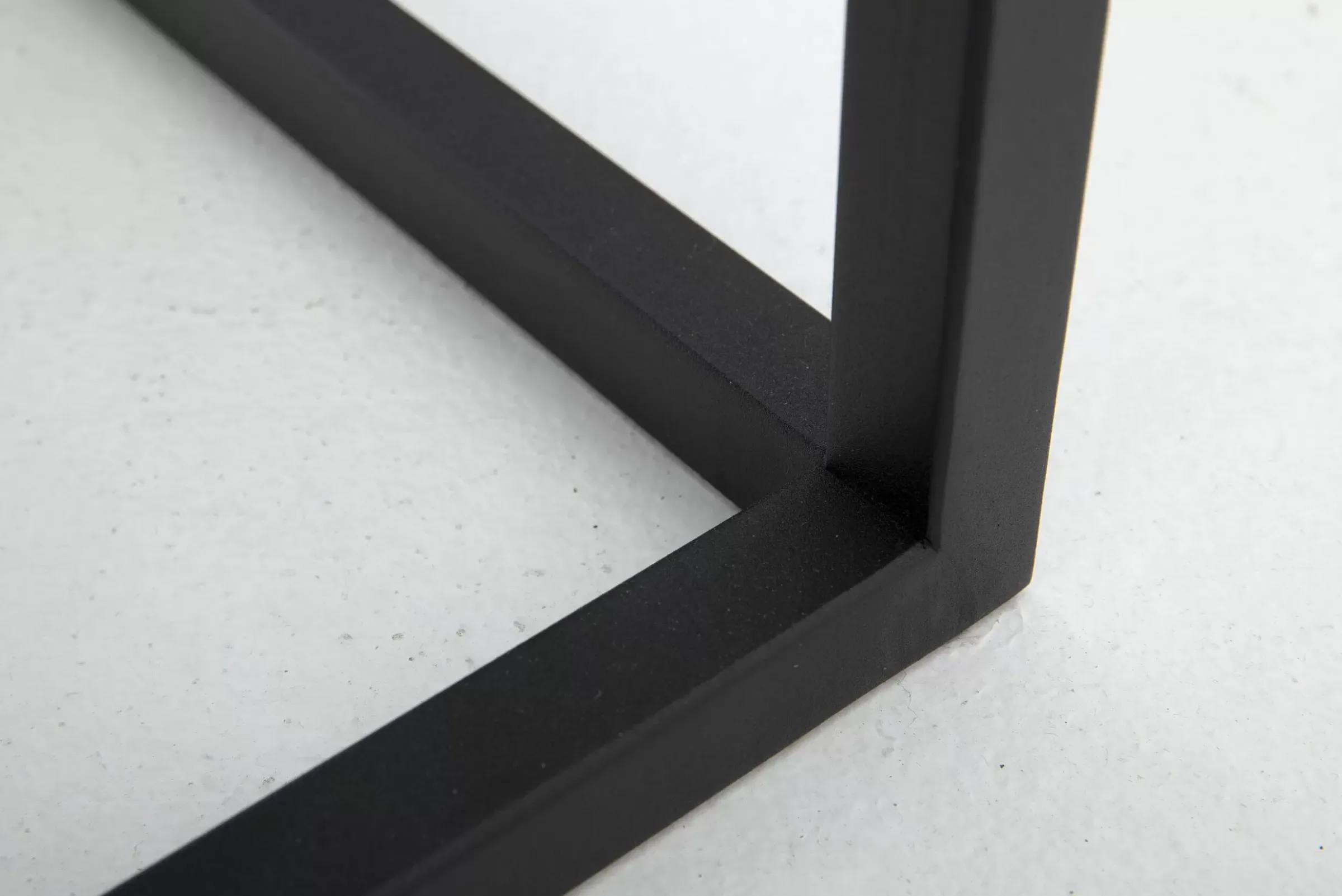 Table A Cafe^Flamant Armand, Table D'Appoint, Chene Noir Et Metal