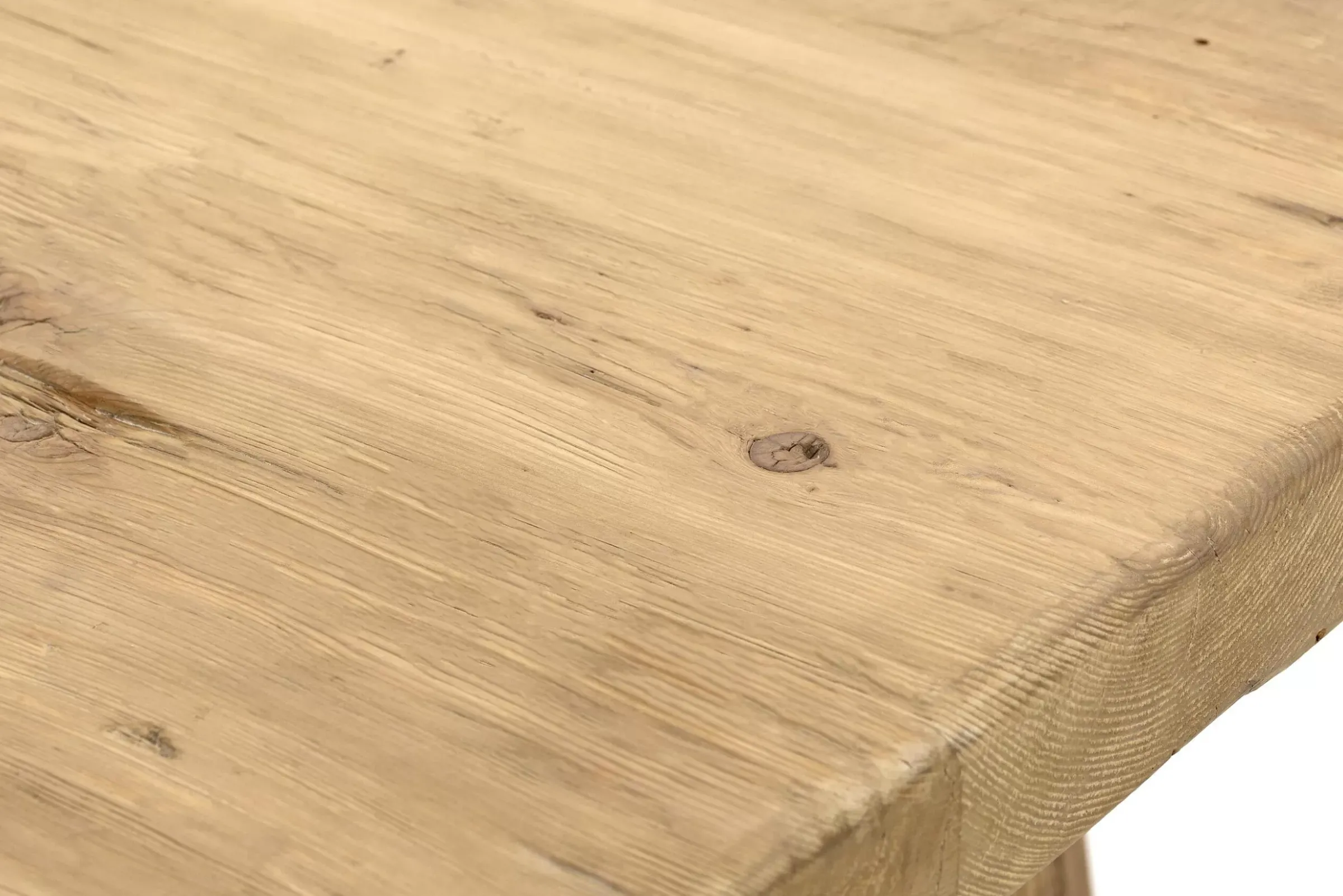 Tables A Manger^Flamant Saito, Table A Manger, Vieil Orme