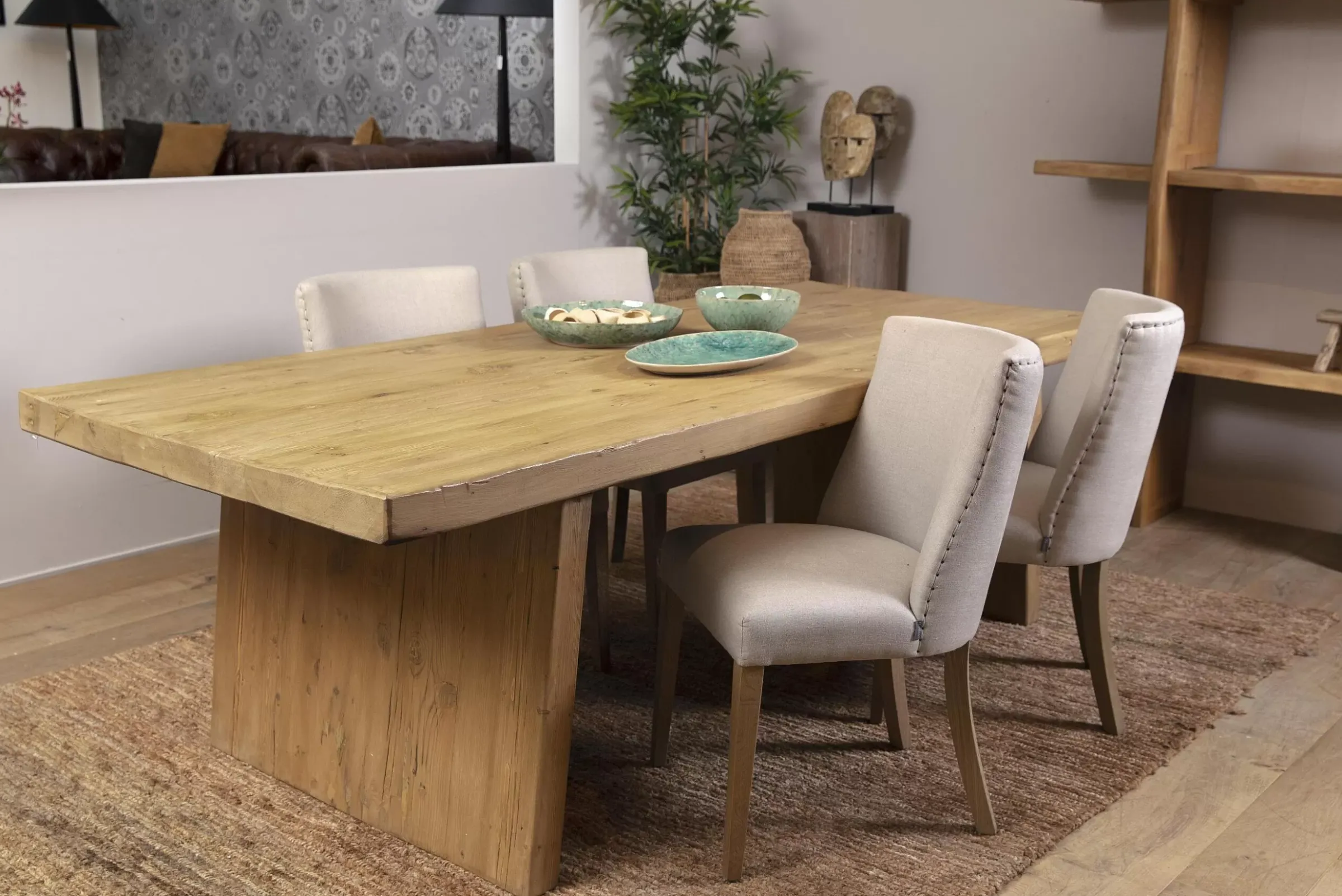 Tables A Manger^Flamant Saito, Table A Manger, Vieil Orme